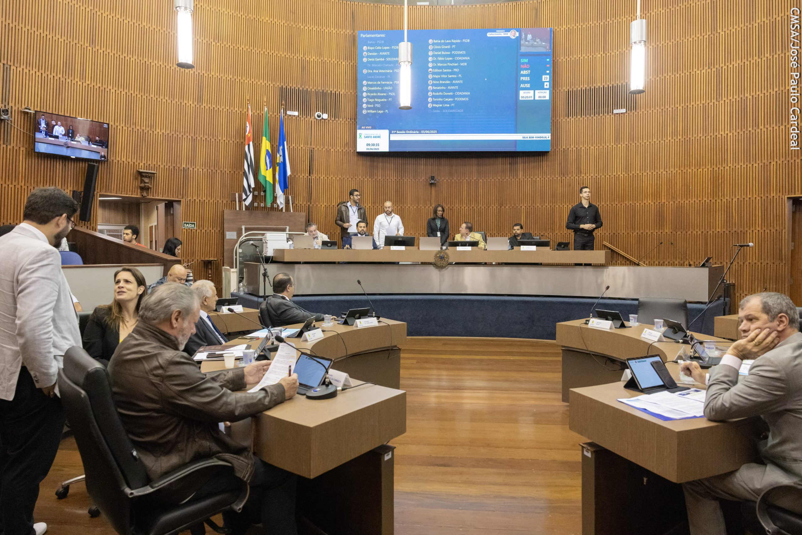 Sessões Ordinárias têm participação do Prefeito Gilvan Junior e votação de propostas sobre educação e políticas públicas