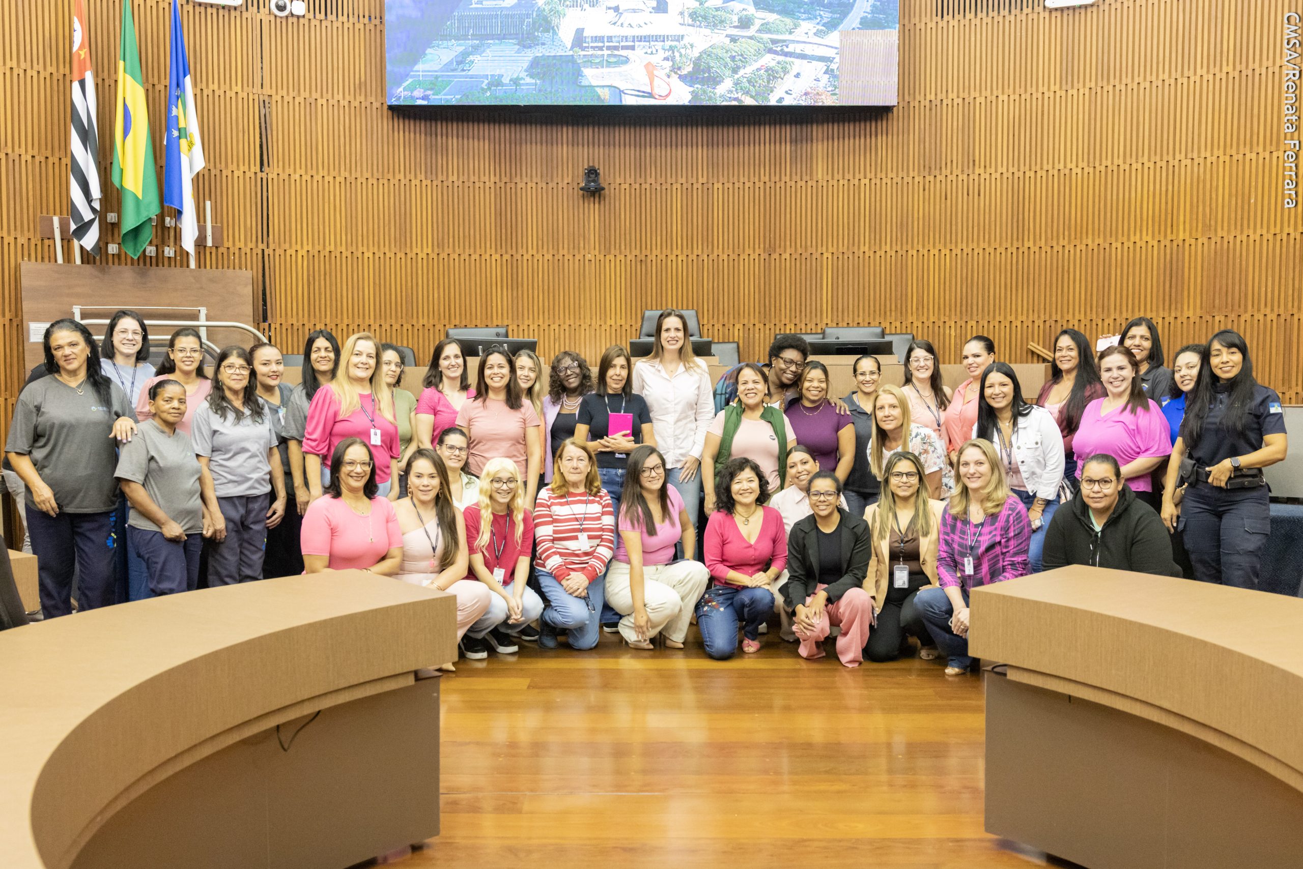 Câmara de Santo André celebra o Dia Internacional da Mulher com foto institucional