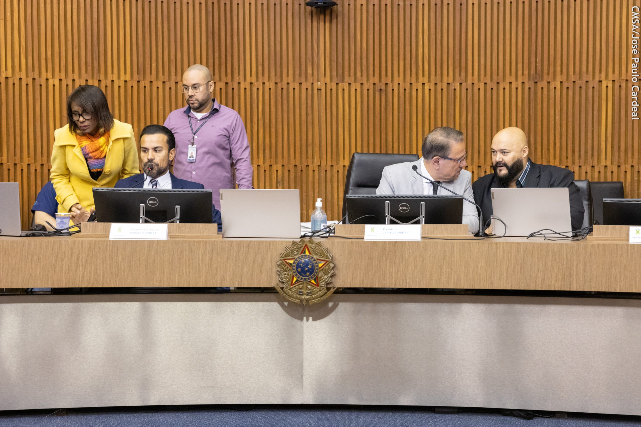 Câmara debate educação, mobilidade, segurança e denúncia sobre vazamento de dados nas sessões ordinárias